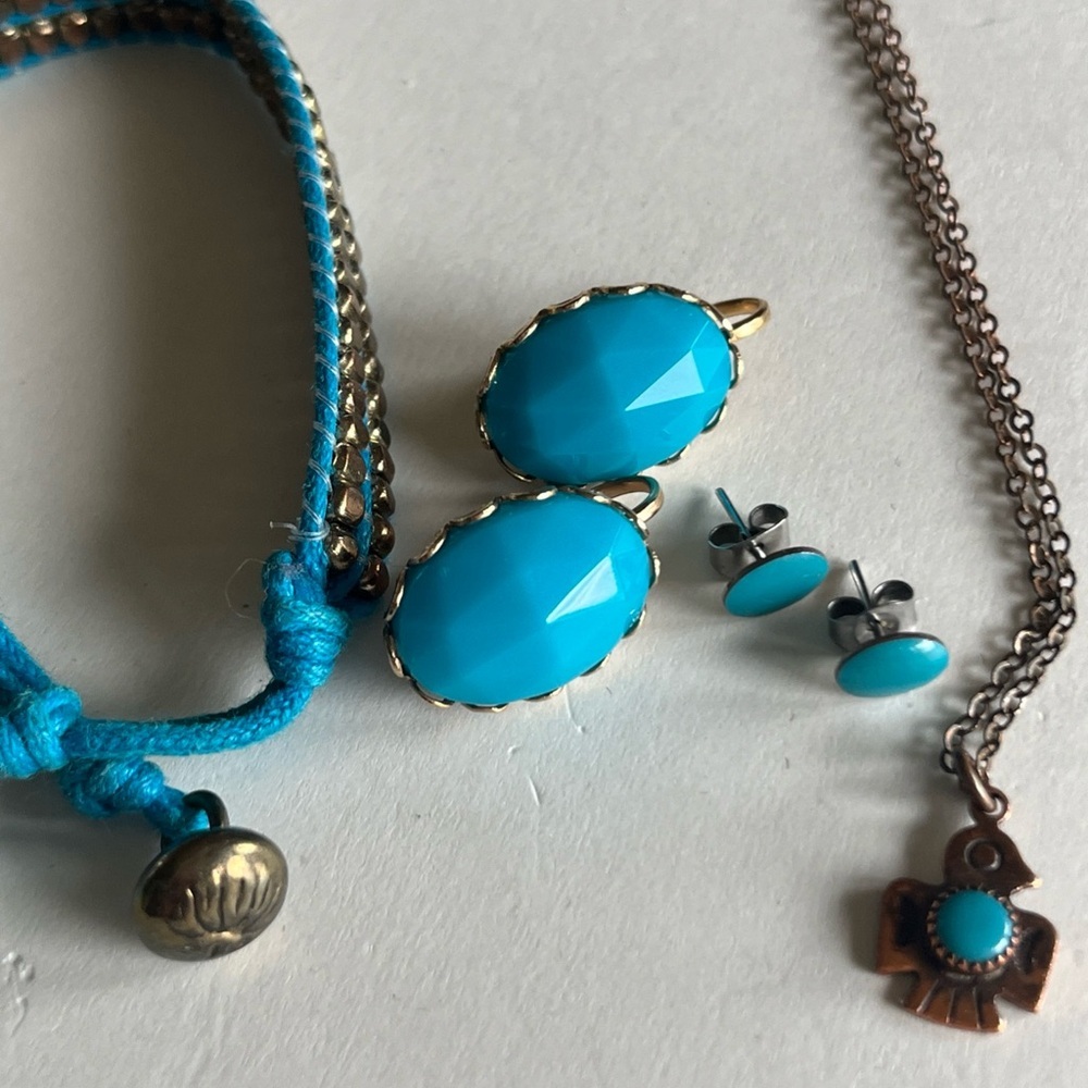 Vintage Petite Turquoise Copper Thunderbird Necklace & Coordinating Accessories - Picture 11 of 13